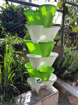 6 Tier + 3 Petal Vertical planter + Universal Wheel Tray0